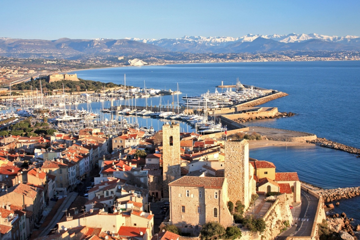 Autour du Cap d'Antibes